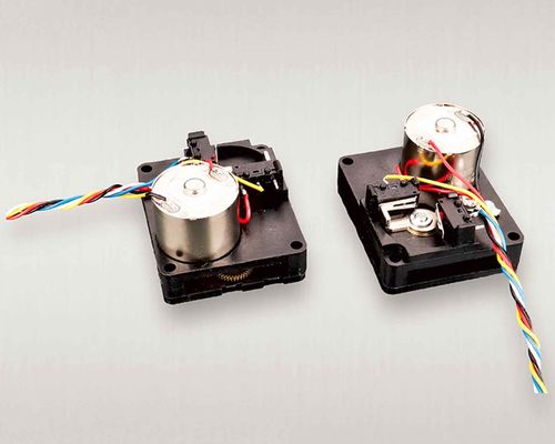 IP67 2.5NMのトルクの25mmモーターを備えられた球弁のアクチュエーター